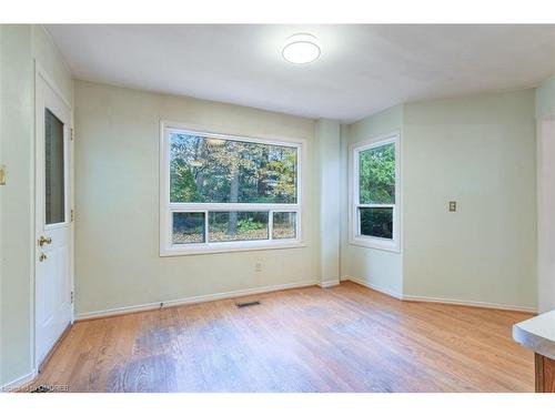 3465 Wilmot Crescent, Oakville, ON - Indoor Photo Showing Other Room