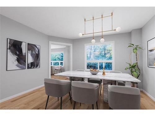 3465 Wilmot Crescent, Oakville, ON - Indoor Photo Showing Dining Room