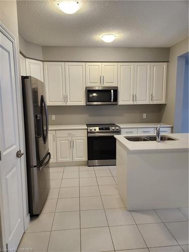 1022 Wright Drive, Midland, ON - Indoor Photo Showing Kitchen