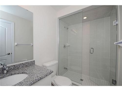 30 Skinner Drive, Guelph, ON - Indoor Photo Showing Bathroom