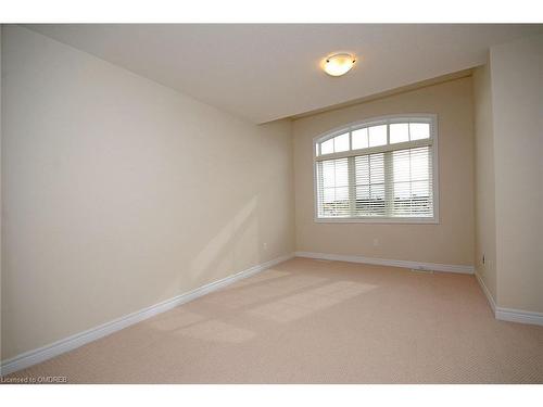 30 Skinner Drive, Guelph, ON - Indoor Photo Showing Other Room