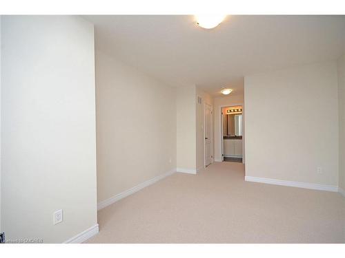 30 Skinner Drive, Guelph, ON - Indoor Photo Showing Other Room