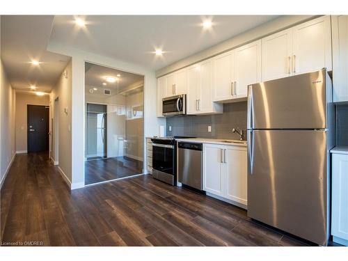 1505-15 Queen St S Street S, Hamilton, ON - Indoor Photo Showing Kitchen With Stainless Steel Kitchen