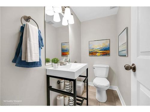 11-8 Eastview Avenue, Hamilton, ON - Indoor Photo Showing Bathroom