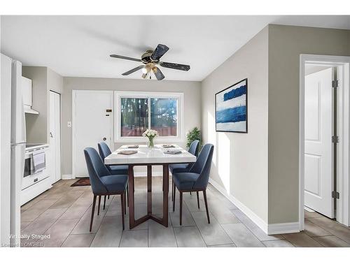 11-8 Eastview Avenue, Hamilton, ON - Indoor Photo Showing Dining Room