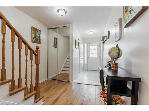 24-2004 Glenada Crescent, Oakville, ON - Indoor Photo Showing Other Room