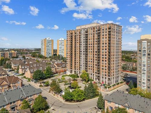 2113-55 Strathaven Drive, Mississauga, ON - Outdoor With View