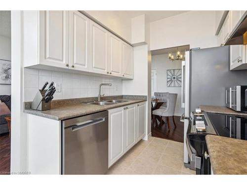 2113-55 Strathaven Drive, Mississauga, ON - Indoor Photo Showing Kitchen With Stainless Steel Kitchen With Double Sink