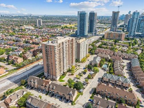 2113-55 Strathaven Drive, Mississauga, ON - Outdoor With View