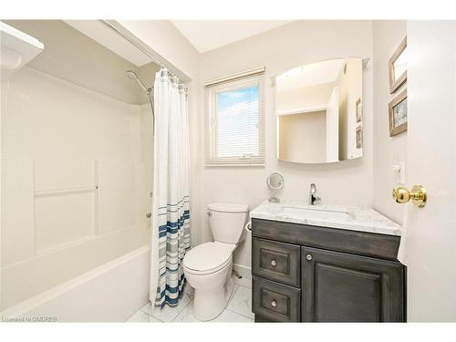 1043 Cawthra Road, Mississauga, ON - Indoor Photo Showing Bathroom