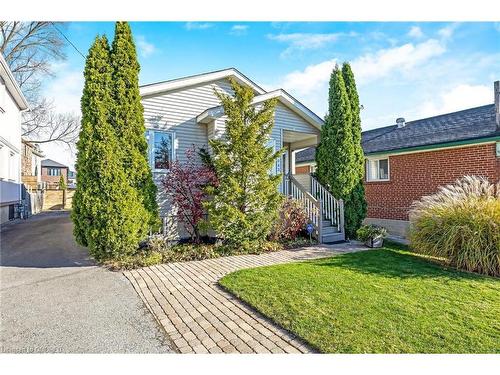 1043 Cawthra Road, Mississauga, ON - Outdoor