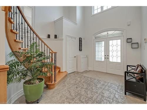 2452 Northridge Trail, Oakville, ON - Indoor Photo Showing Other Room