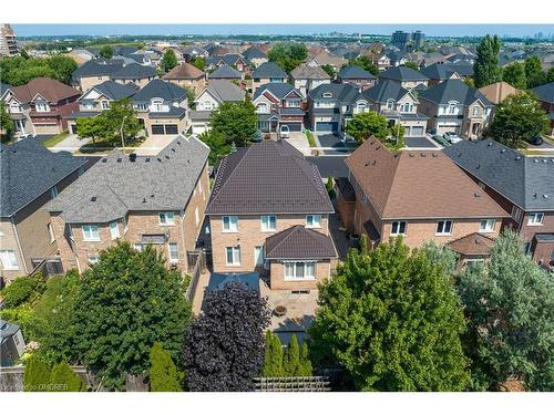 2452 North Ridge Crescent, Oakville, ON - Outdoor