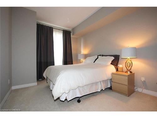 507-60 Old Mill Road, Oakville, ON - Indoor Photo Showing Bedroom