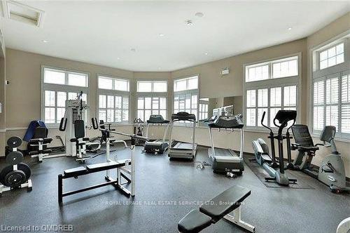 105-1490 Bishops Gate, Oakville, ON - Indoor Photo Showing Gym Room