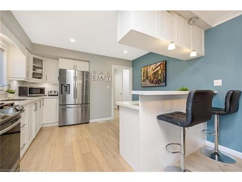 349 Delrex Boulevard, Halton Hills, ON - Indoor Photo Showing Kitchen With Stainless Steel Kitchen