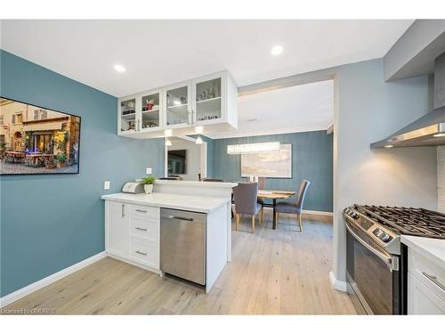 349 Delrex Boulevard, Halton Hills, ON - Indoor Photo Showing Kitchen