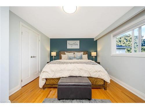 349 Delrex Boulevard, Halton Hills, ON - Indoor Photo Showing Bedroom