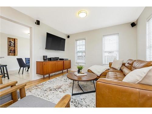 279 Leiterman Drive, Milton, ON - Indoor Photo Showing Living Room