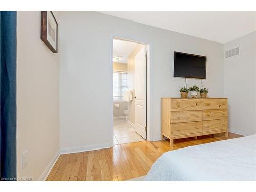 279 Leiterman Drive, Milton, ON - Indoor Photo Showing Bedroom