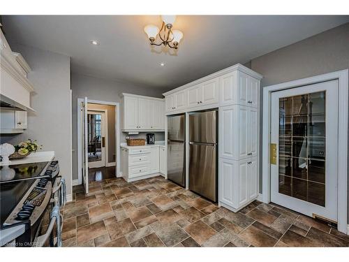 2184 Providence Road, Oakville, ON - Indoor Photo Showing Kitchen