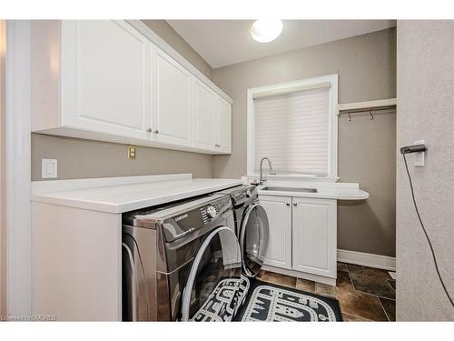 2184 Providence Road, Oakville, ON - Indoor Photo Showing Laundry Room