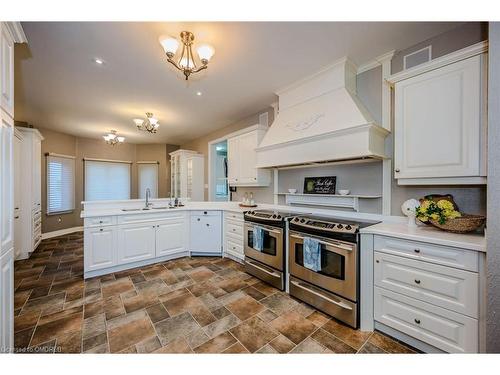 2184 Providence Road, Oakville, ON - Indoor Photo Showing Kitchen