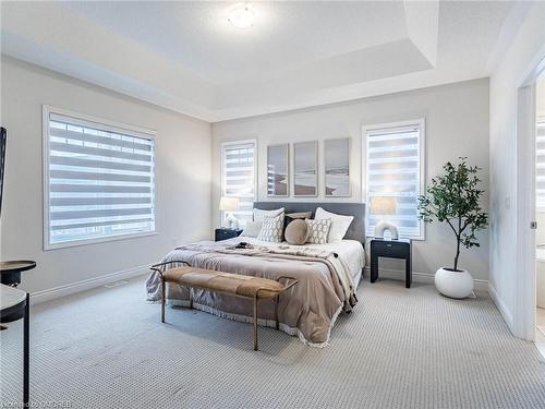 95 Viva Gardens Gardens, Oakville, ON - Indoor Photo Showing Bedroom