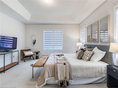 95 Viva Gardens Gardens, Oakville, ON - Indoor Photo Showing Bedroom