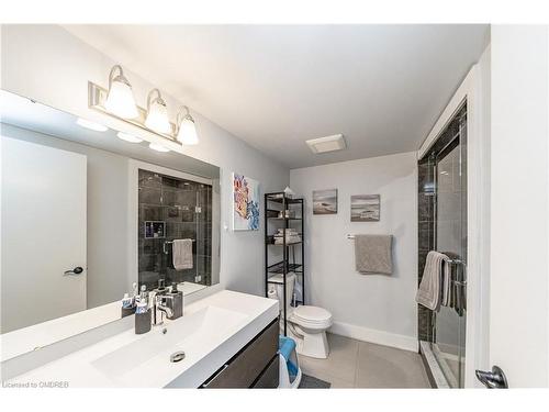 102-4 Tree Tops Lane, Huntsville, ON - Indoor Photo Showing Bathroom