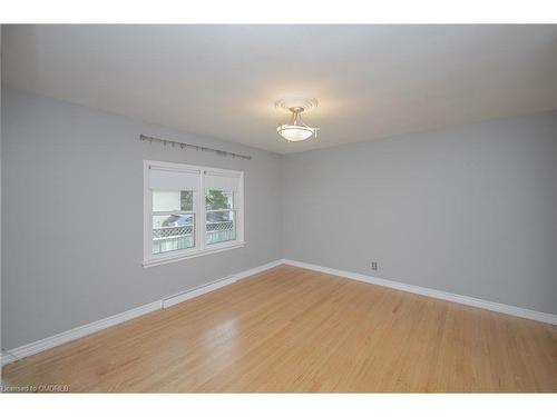 374 Spruce Street, Oakville, ON - Indoor Photo Showing Other Room