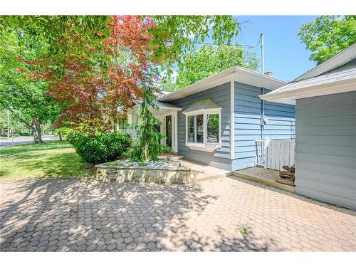 374 Spruce Street, Oakville, ON - Outdoor