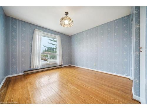 1499 Seaview Drive, Mississauga, ON - Indoor Photo Showing Other Room