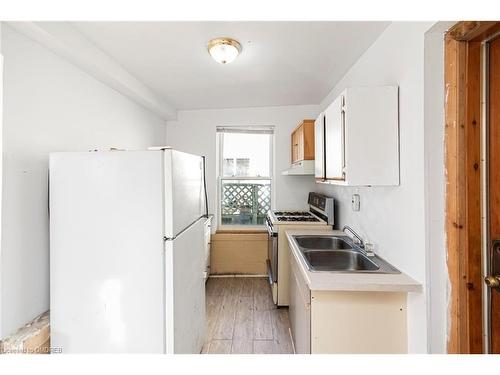 69 Griffith Street, Welland, ON - Indoor Photo Showing Kitchen With Double Sink