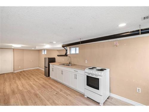 69 Griffith Street, Welland, ON - Indoor Photo Showing Kitchen With Double Sink