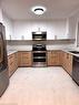 32 Bendingroad Crescent, St. Catharines, ON  - Indoor Photo Showing Kitchen 