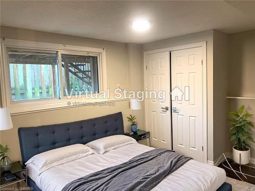 32 Bendingroad Crescent, St. Catharines, ON - Indoor Photo Showing Bedroom