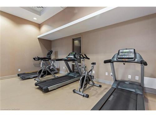 320-385 Prince Of Wales Drive, Mississauga, ON - Indoor Photo Showing Gym Room