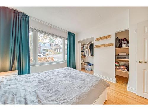 Main-35 Bellhaven Road, Toronto, ON - Indoor Photo Showing Bedroom