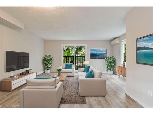 13 Normandy Place, Oakville, ON - Indoor Photo Showing Living Room