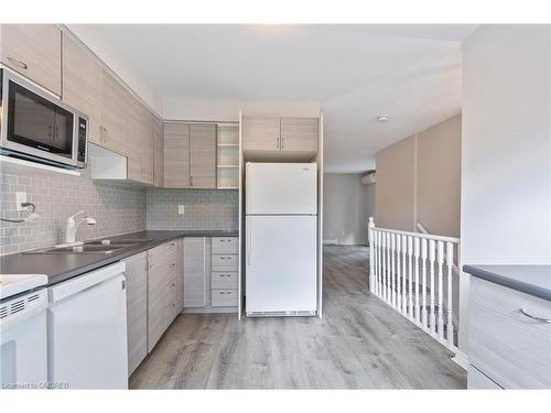 13 Normandy Place, Oakville, ON - Indoor Photo Showing Kitchen With Double Sink