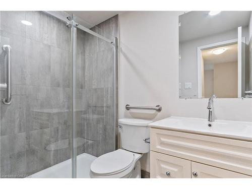 13 Normandy Place, Oakville, ON - Indoor Photo Showing Bathroom