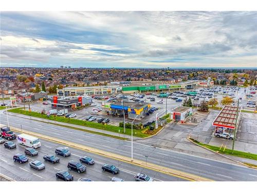 812-509 Dundas Street W, Oakville, ON - Outdoor With View