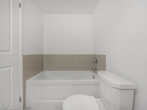 215 Monarch Avenue, Ajax, ON - Indoor Photo Showing Bathroom