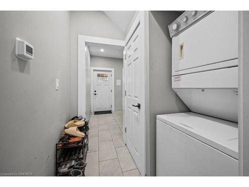 191 Wentworth Street S, Hamilton, ON - Indoor Photo Showing Laundry Room