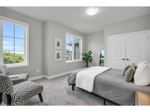 1058 Thompson Drive, Oshawa, ON - Indoor Photo Showing Bedroom