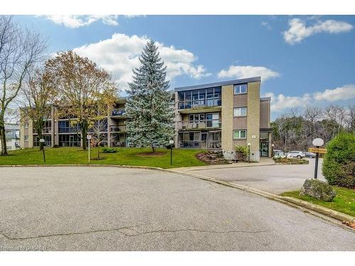 302-6 Shettleston Drive, Cambridge, ON - Outdoor With Balcony