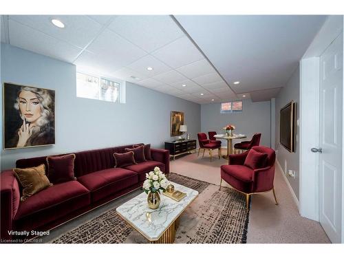 39 Fuller Drive, Guelph, ON - Indoor Photo Showing Living Room