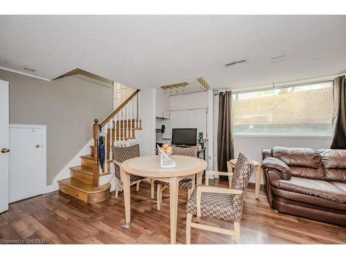 367 Yale Crescent, Oakville, ON - Indoor