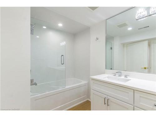 256 Ridge Drive, Milton, ON - Indoor Photo Showing Bathroom